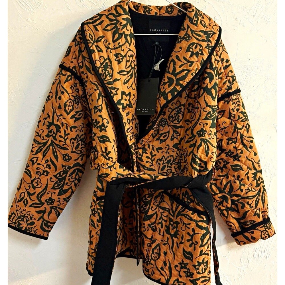 Bagatelle Women's Tan/Black Floral Quilted Tie Belt Collared Jacket Size S